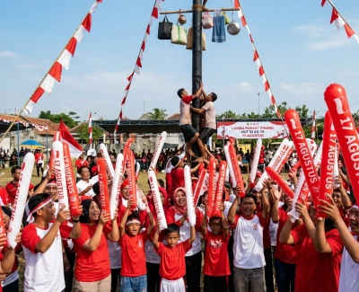 Balon Tepuk Kuningan